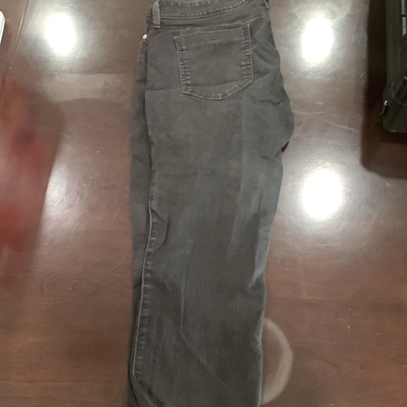 Black Guess Medium Rise Skinny Sarah Fit (34) Jeans - Picture 3 of 3